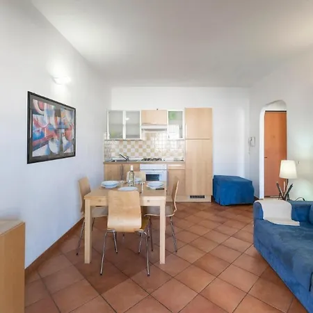 Apartment Relaxing Cristal Bedroom Sleeps Num1502 Santa Teresa Gallura