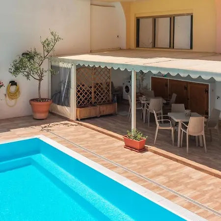 Relaxing Cristal Bedroom Sleeps Num1502 Apartment Santa Teresa Gallura